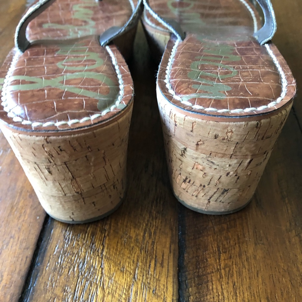 Sam Edelman Romy Wedge Sandal Light Gold and Cork - Picture 7 of 11